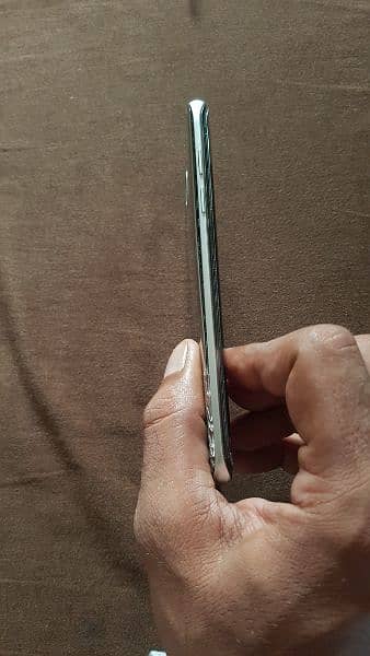 s7 edge just like new condition 4