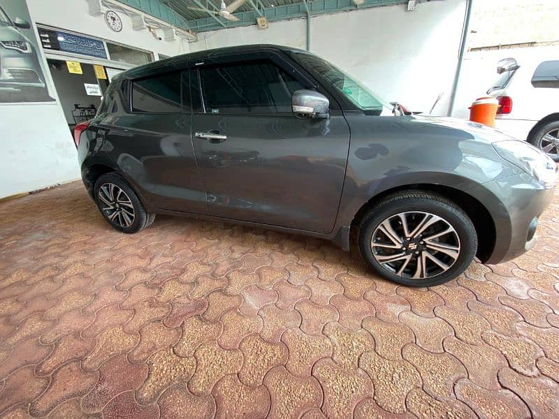 Suzuki Swift 2022 8