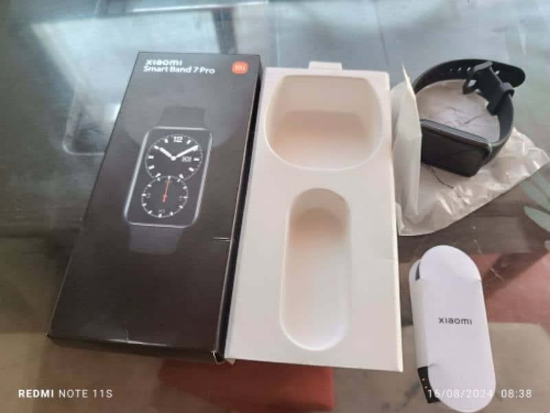 Xiaomi mi band 7 pro with built in GPS 1