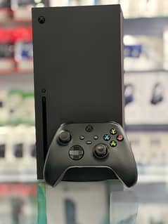 Xbox Series X 1TB barely used 0