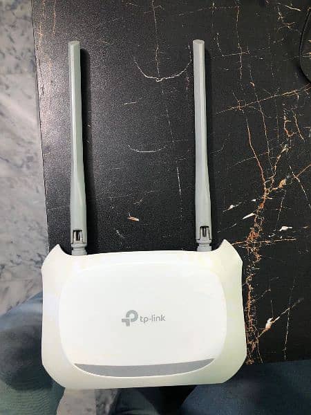 TP-Link Router: TL-WR840N 2