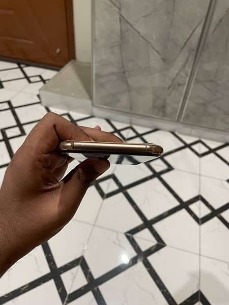 Iphone 11 pro max 512Gb 4