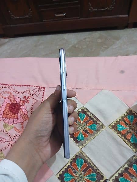 vivo y20 good condition 8