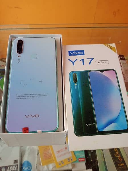 Vivo y17 (6/128+128) ram with box and charger condition 10/10 2