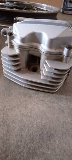 Honda 125 head wait both wheel