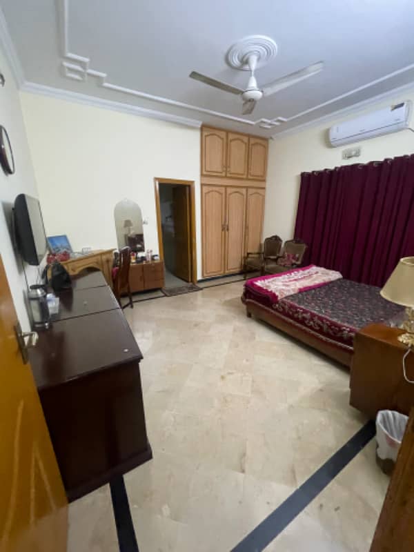 10 marla 3bed Ground portion for rent in pakistan town 2