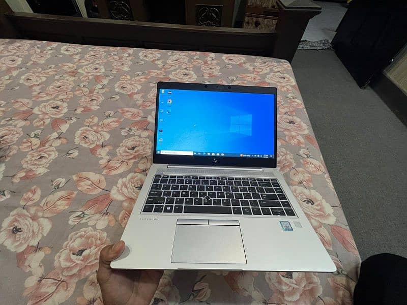 HP ELITE BOOK 840 G6 5