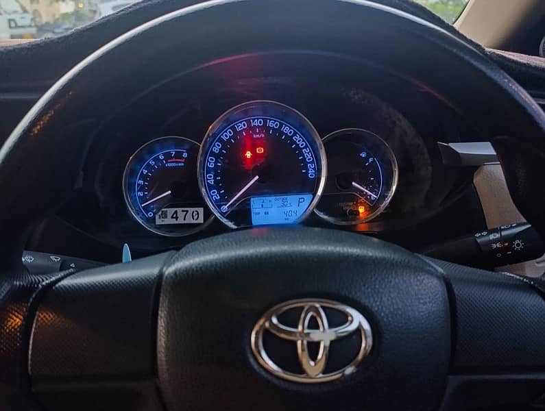 Toyota Corolla Altis 2017 4