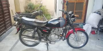 GS150 BIKE urgent for sale