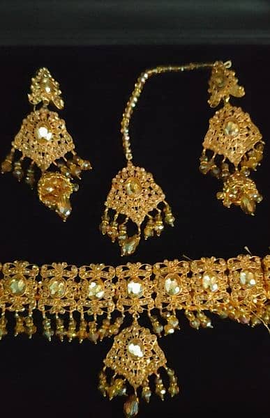 Bridal jewelrySet necklace+jhumky+tika+jhoomer=4500 2