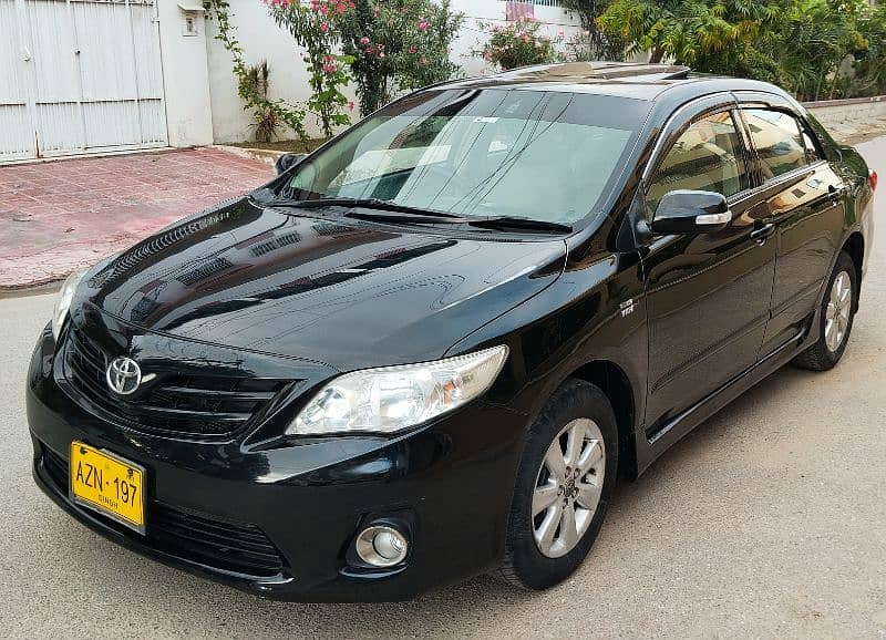 TOYOTA COROLLA ALTIS SR 1.6 MODEL 2013 BUMPER TO BUMPER ORIGINAL 2