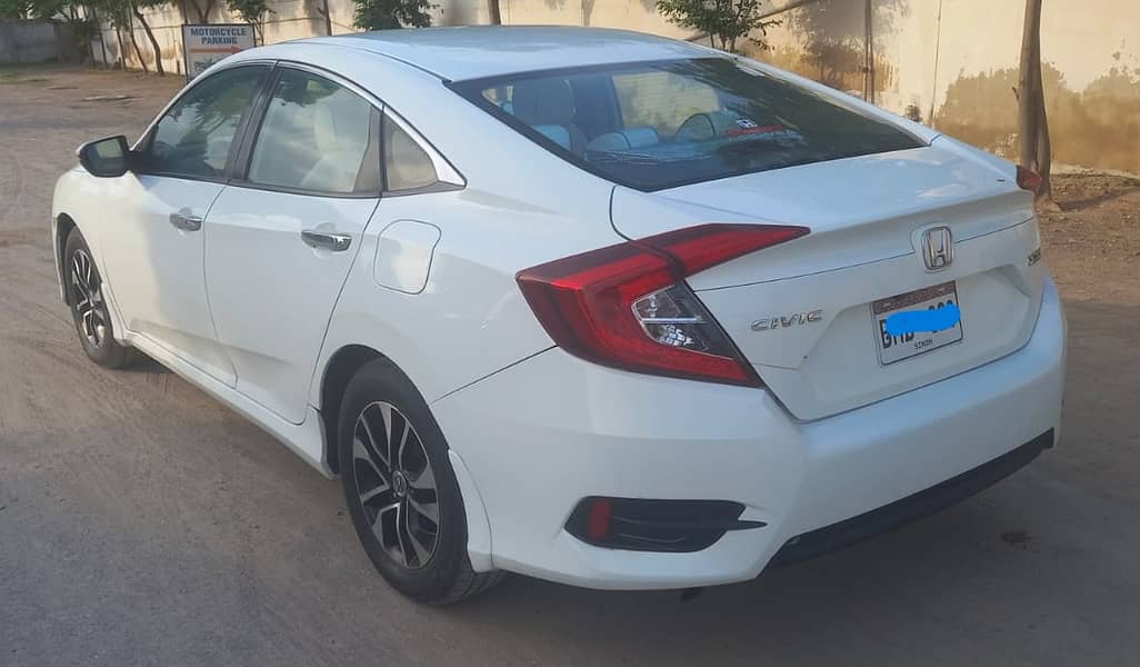 Honda Civic Turbo 1.5 2016 3