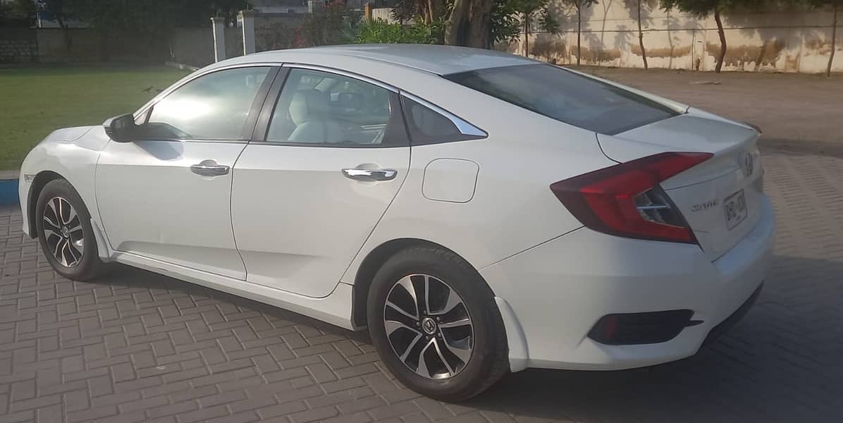 Honda Civic Turbo 1.5 2016 5