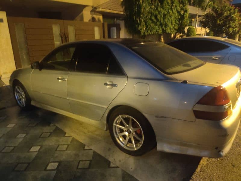 Toyota Mark II 2003 4