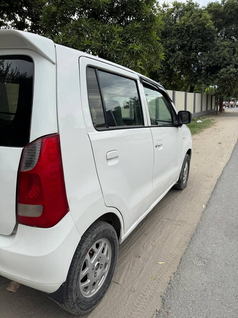 Suzuki Wagon R 2019/2020 3