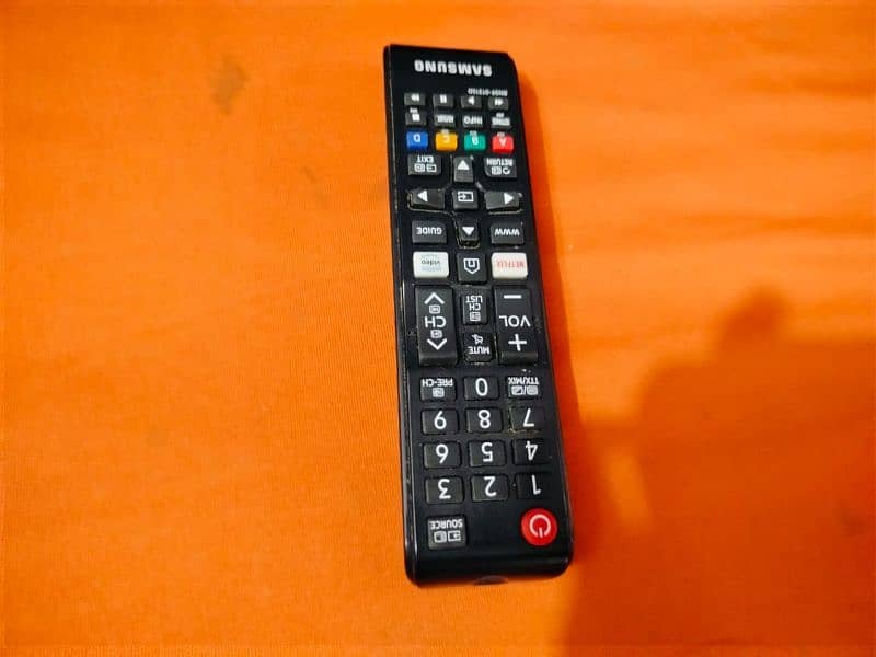 Samsung smart TV Led RU7100 4k 3