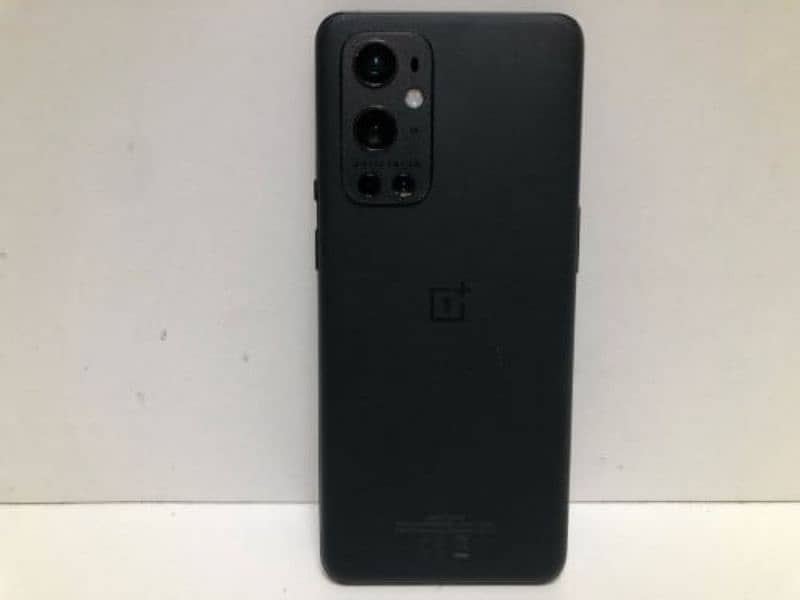 One Plus 9 pro 5G 3