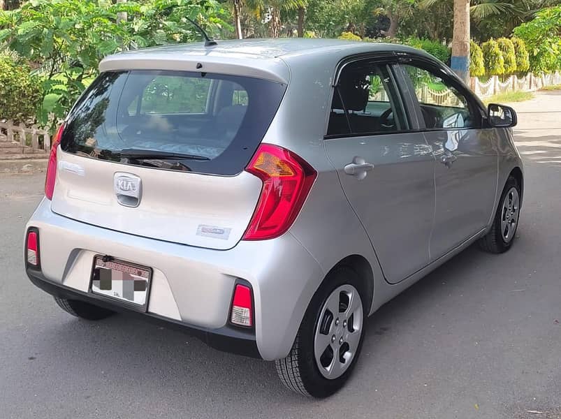 KIA Picanto 1.0 AT 2022 Model Excellent Condition 4