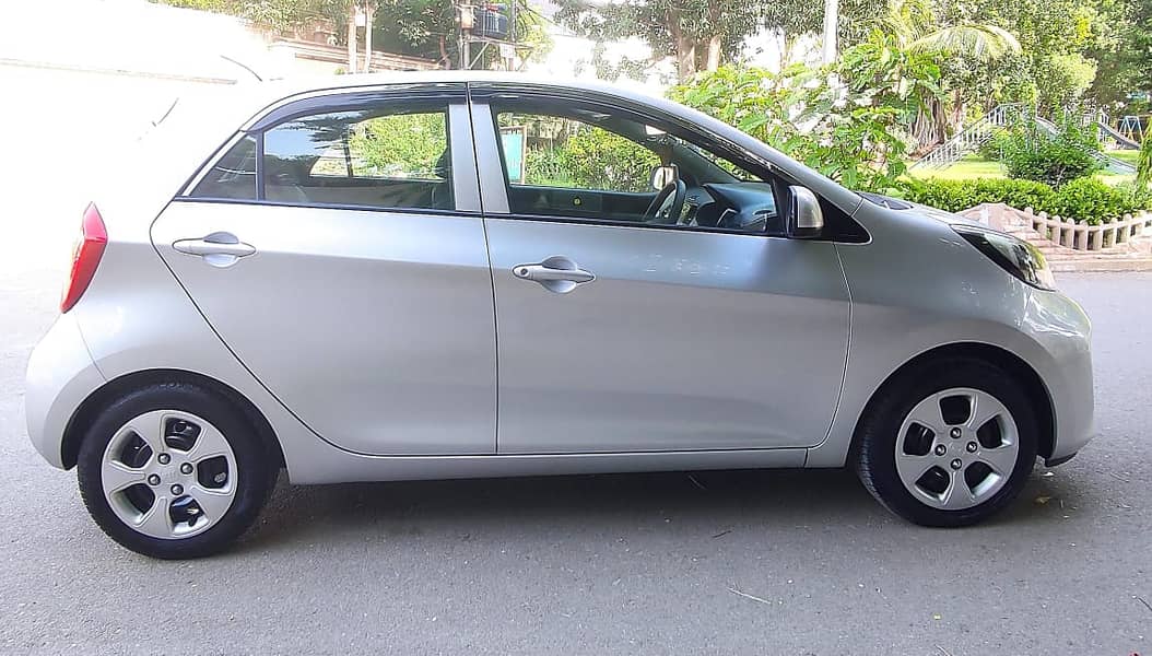 KIA Picanto 1.0 AT 2022 Model Excellent Condition 6