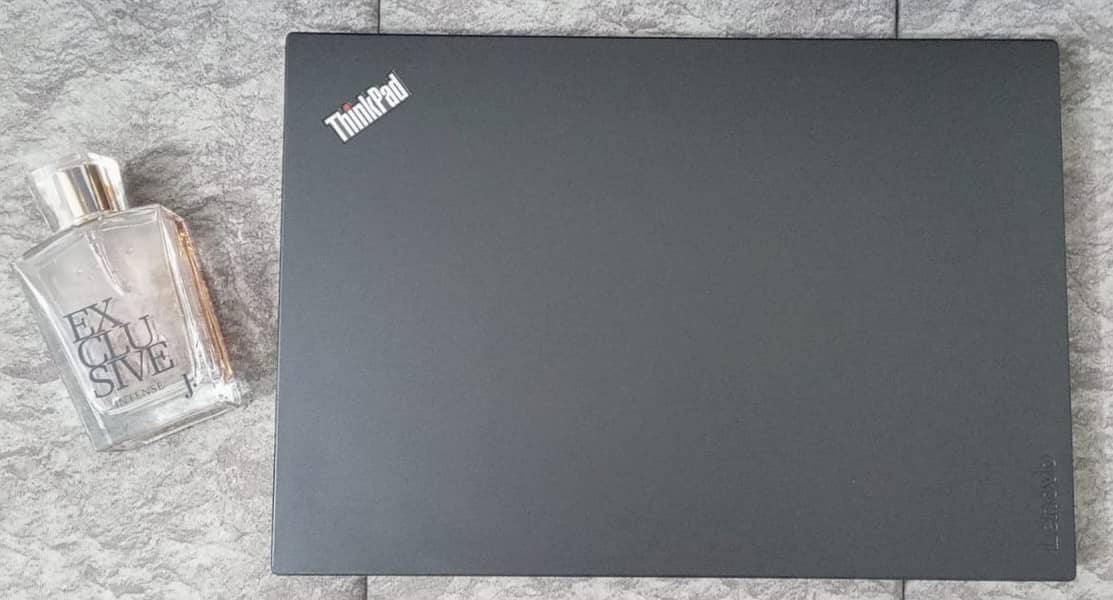 Lenovo ThinkPad T570 Core-i5 7th Gen 8GB 256GB 15.6" 3