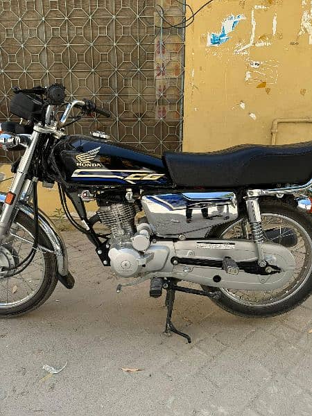 Honda 125 Special Edition 2