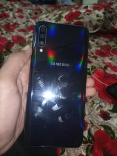 Samsung a50 0