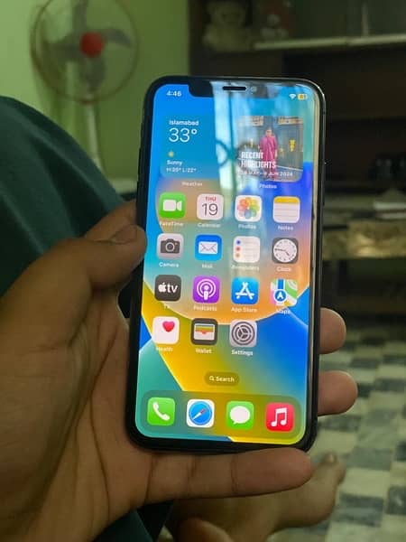 IPhone X Non pta 64 go 10 by 10 battery health 88% 7