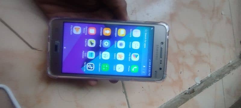 Samsung Galaxy grand prime plus 1.5 gb ram rom 8 gb 8