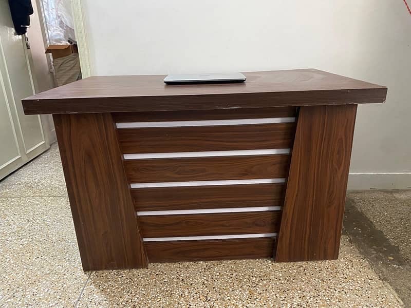 study table for sale 0