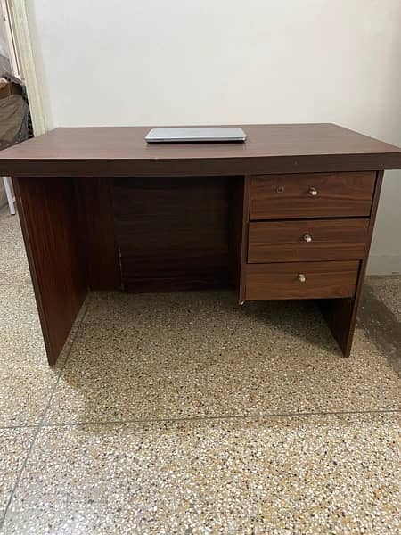 study table for sale 3