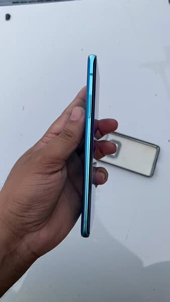 OnePlus 8  12/256GB 3