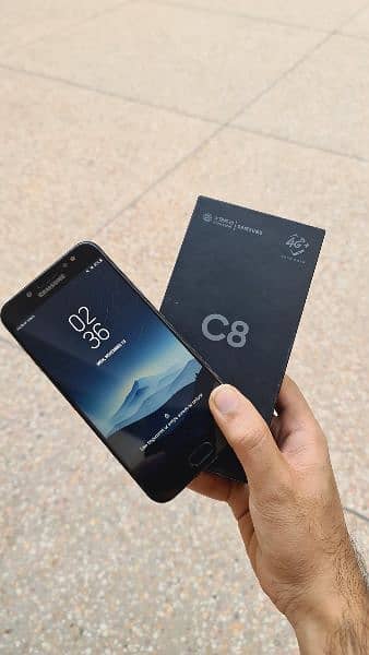 Samsung Galaxy C8 1