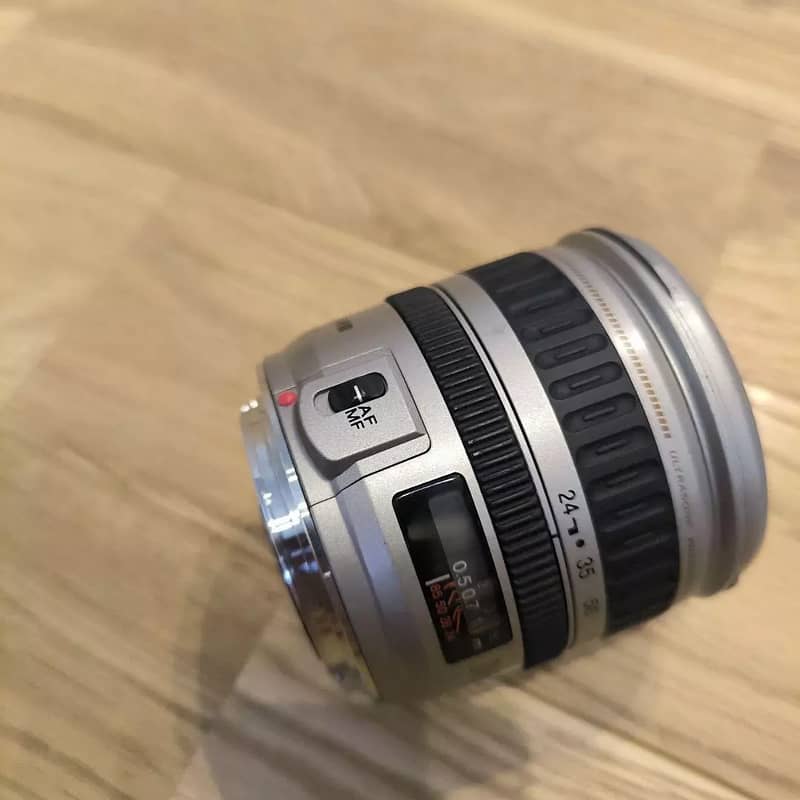 Canon EF 24-85mm f/3.5-4.5 Full Frame Autofocus lens. 4