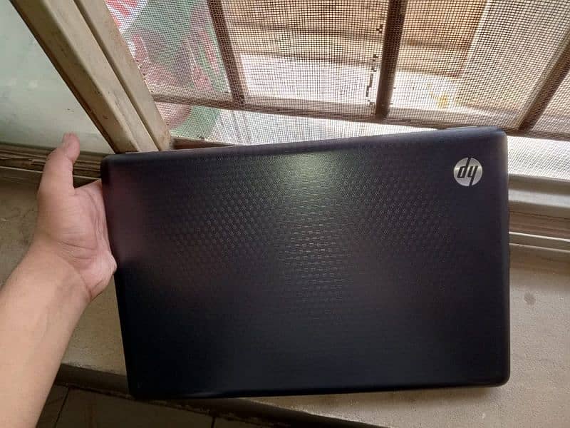 Hp Laptop Core (TM)i3 4