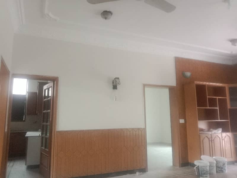 Double Unit 1 Kanal Prime Location Available House For Rent phase 2 R Block 14