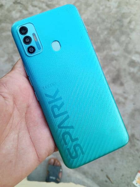 Tecno Spark 4 64 4