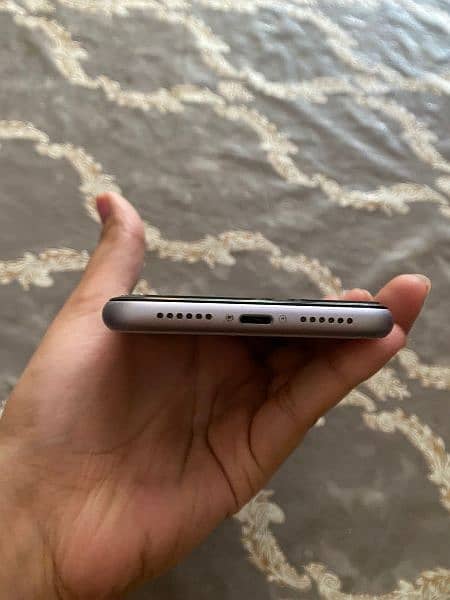 iPhone 11 non pta jv 64gb 4