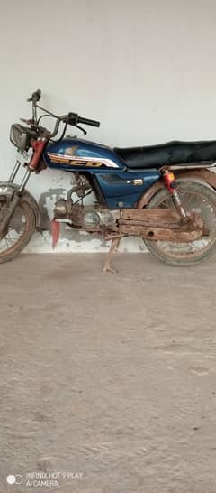 Road princ Rs. 18000. o3477332217 rabta rein