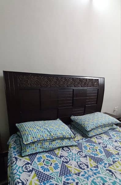 king size bed Along with side table and dressing 3