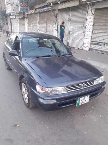 Toyota Corolla 2.0 D 2000 17