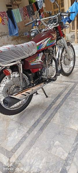 Honda 125 2023 3