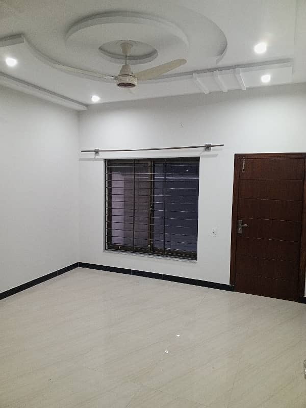 7 Marla Beautiful Upper Portion For Rent At Reasonable Price 9