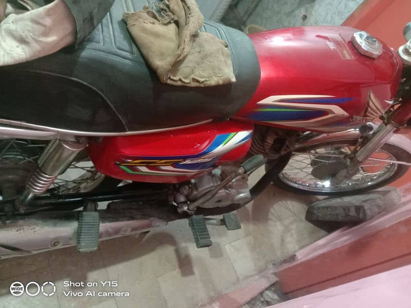 Honda 22 model Karachi no h sab ok h 3