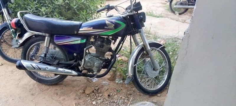 Honda CG 125 Model 2015 Bahwalnagr Nmbr 4