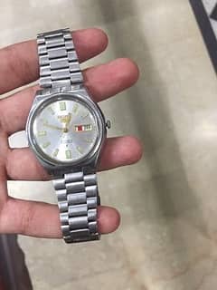 seiko 5 automatic watch