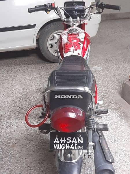 Honda 125 2023 model full genuine , 03358373862 , price kam ho jaye gi 9