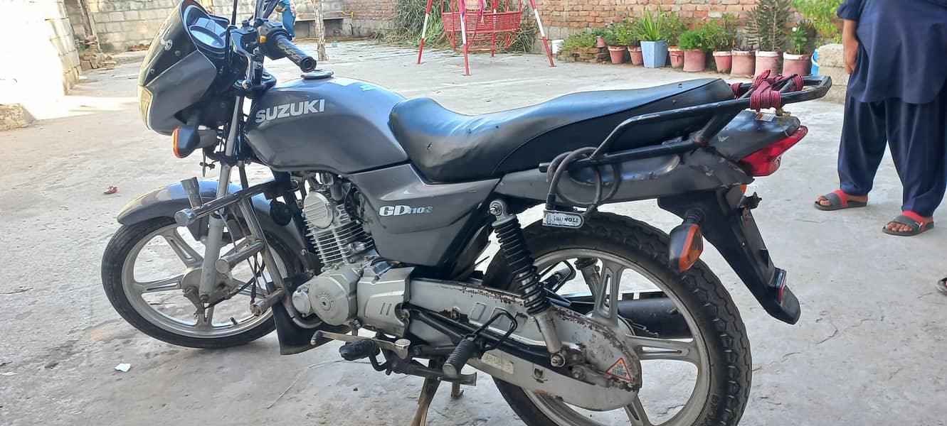 Suzuki GD 110 2018 4