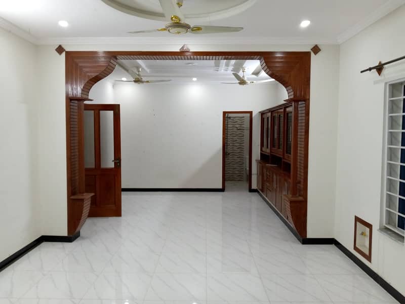 1 Kanal Beautiful Brand New Upper Portion With All Facilities At Reasonable Price 1