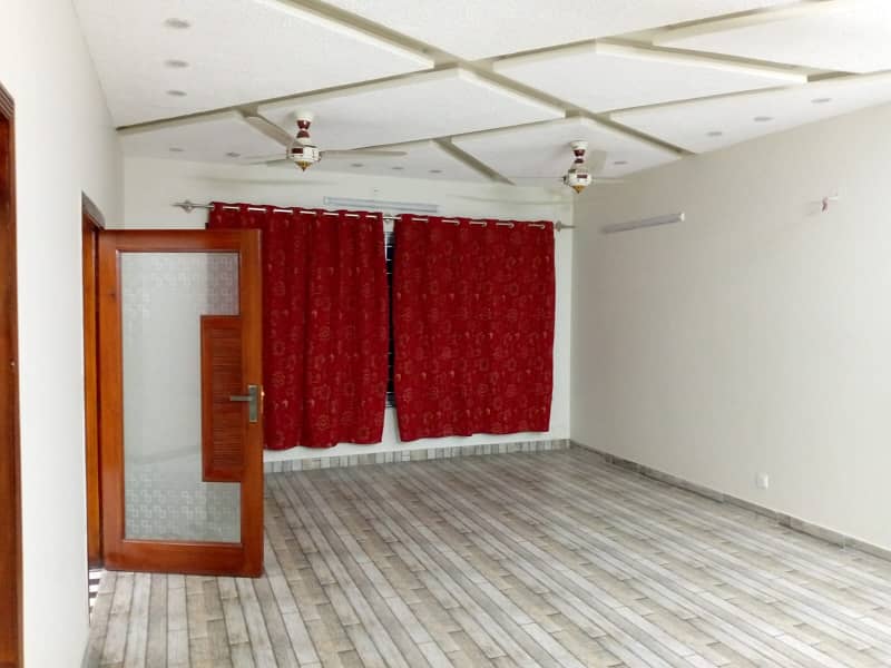 1 Kanal Beautiful Brand New Upper Portion With All Facilities At Reasonable Price 8