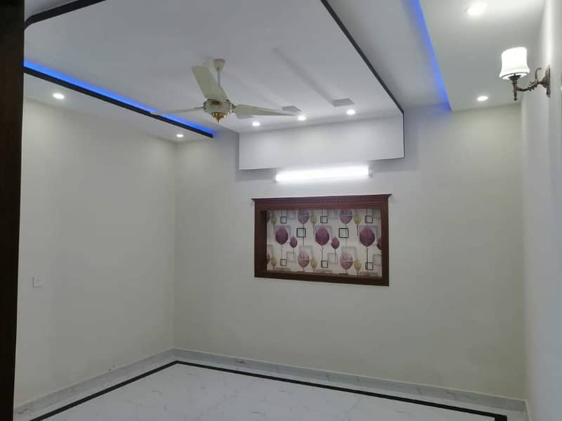 1 Kanal Beautiful Upper Portion With All Facilities At Reasonable Price 9